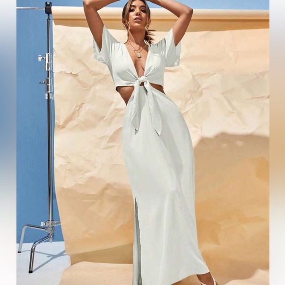 Elegant Cream Tie-Front Maxi Dress - Picture 1 of 9